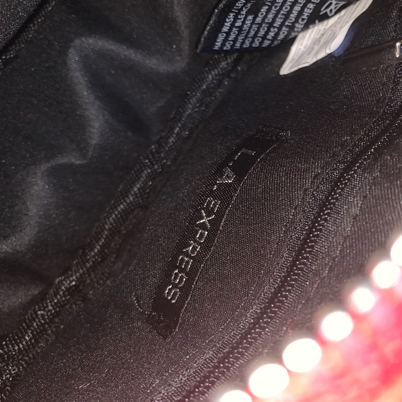 LA Express Vegan Leather Belt Bag - Picture 3 of 3